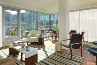 Photo #2: 423918044 Listing