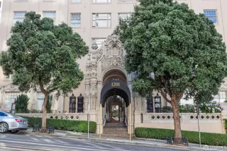 Photo #1: 423918089 Listing 