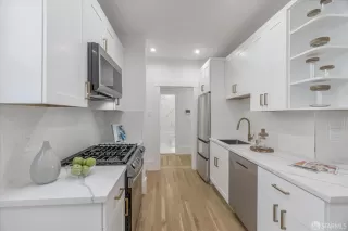 Photo #1: 423918470 Listing