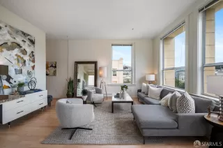 Photo #5: 423918924 Listing