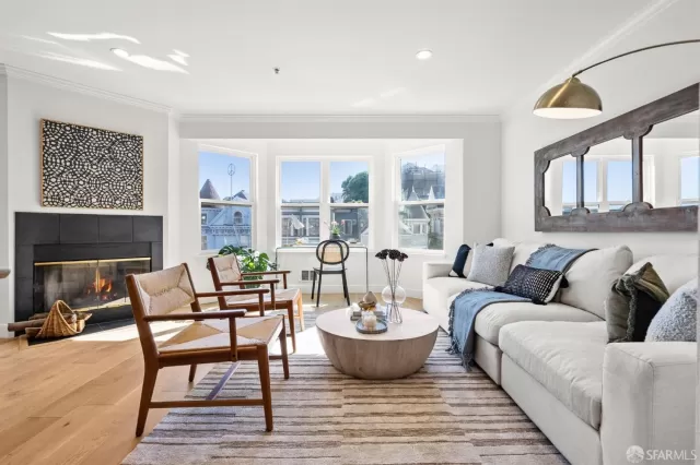 MLS: 423919182 Condo For Sale