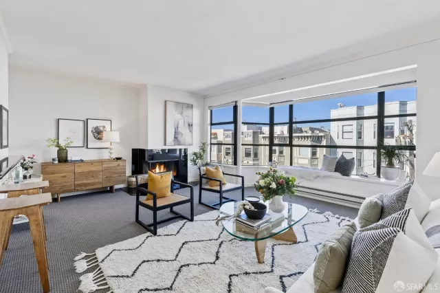 MLS: 423919887 Condo For Sale