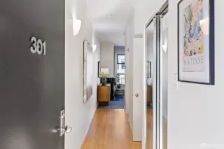 Photo #3: 423919887 Listing