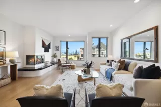 Photo #1: 423919959 Listing