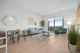 Photo #3: 423920058 Listing 