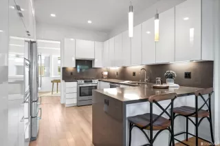 Photo #6: 423920058 Listing 