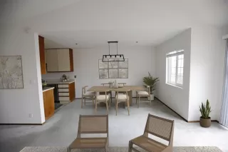 Photo #5: 423920094 Listing 