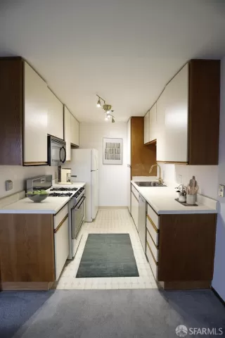 Photo #6: 423920094 Listing 
