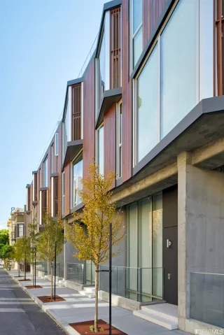 Photo #6: 423920163 Listing 