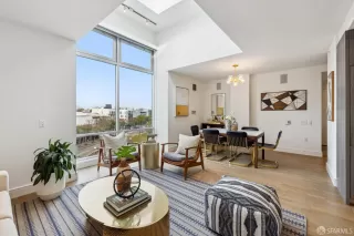 Photo #3: 423920213 Listing 