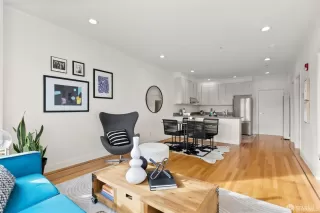 Photo #3: 423920360 Listing 