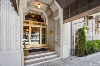 Photo #3: 423920395 Listing