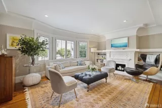 Photo #4: 423920601 Listing 