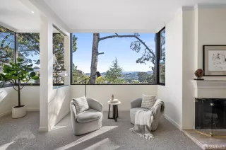 Photo #4: 423920853 Listing 