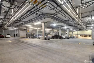 Photo #6: 423920938 Listing 