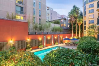 Photo #1: 423921596 Listing