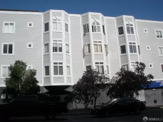 Photo #1: 423921611 Listing