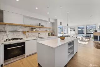 More Details about MLS # 423922006 : 3310 MISSION STREET #5