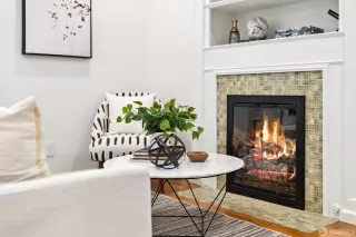 Photo #1: 423922484 Listing