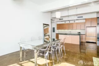 Photo #6: 423922725 Listing