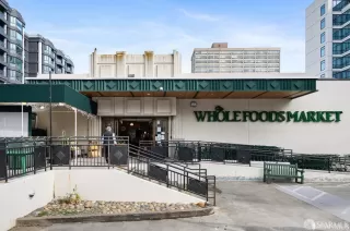 Photo #6: 423922737 Listing 