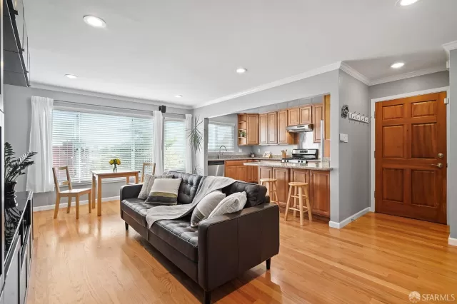 MLS: 423923876 Condo For Sale