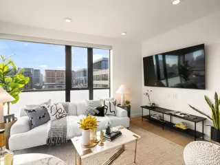 Photo #2: 423924188 Listing