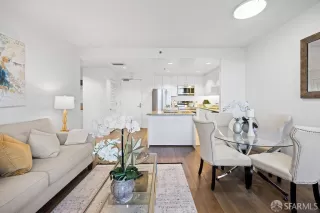 Photo #4: 423924721 Listing 