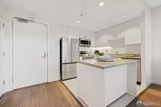 Photo #5: 423924721 Listing 