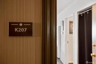 Photo #2: 423924812 Listing 