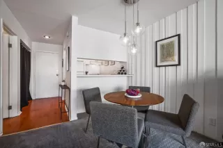 Photo #6: 423924812 Listing 