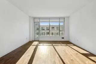 Photo #6: 423924955 Listing