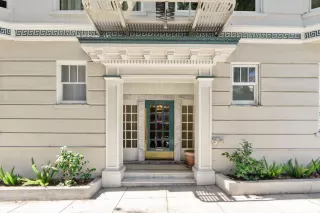 Click for more information on MLS # 423925248 : 2363 LARKIN STREET #43 More Details about MLS # 423925248 : 2363 LARKIN STREET #43