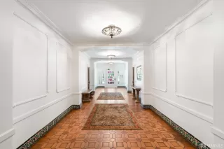 Photo #3: 423925248 Listing 