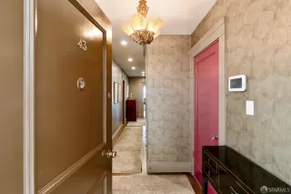 Photo #6: 423925248 Listing 