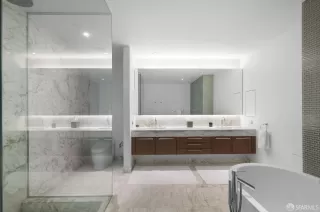 Photo #5: 423925474 Listing