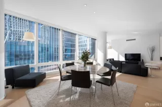 Photo #6: 423925474 Listing