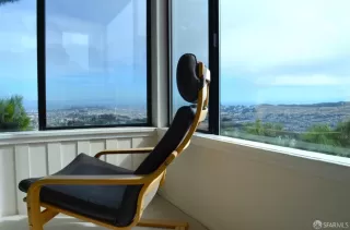 Photo #3: 423925837 Listing