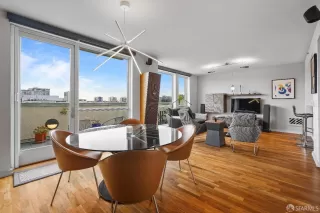 Photo #3: 423926671 Listing