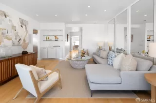 Photo #6: 423927240 Listing