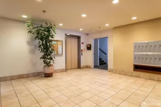 Photo #6: 423927525 Listing 