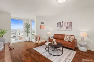 Photo #2: 423927534 Listing
