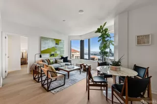 Photo #3: 423927951 Listing