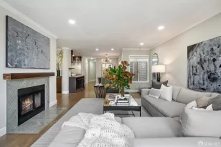 Photo #2: 424000134 Listing