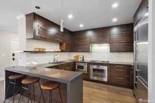 Photo #5: 424000134 Listing