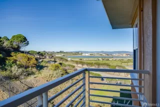 Photo #4: 424000271 Listing 
