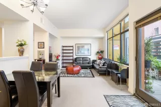 Photo #5: 424000281 Listing