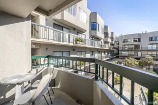 Photo #4: 424000373 Listing