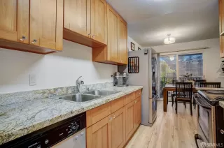 Photo #3: 424000387 Listing