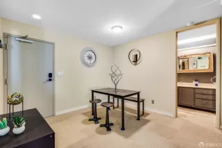 Photo #2: 424000422 Listing